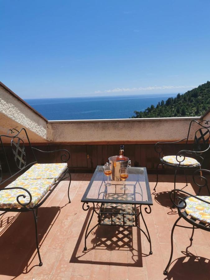 Villa Nsm Carlotta E Guarda Che Mare Con Vista Panoramica