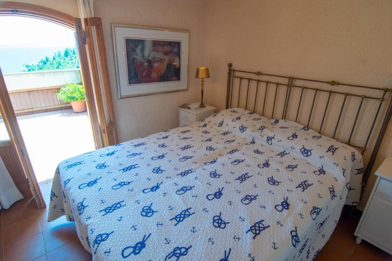 Nsm Carlotta & Guarda Che Mare Con Piscine Vista Mare Villa Pugnochiuso