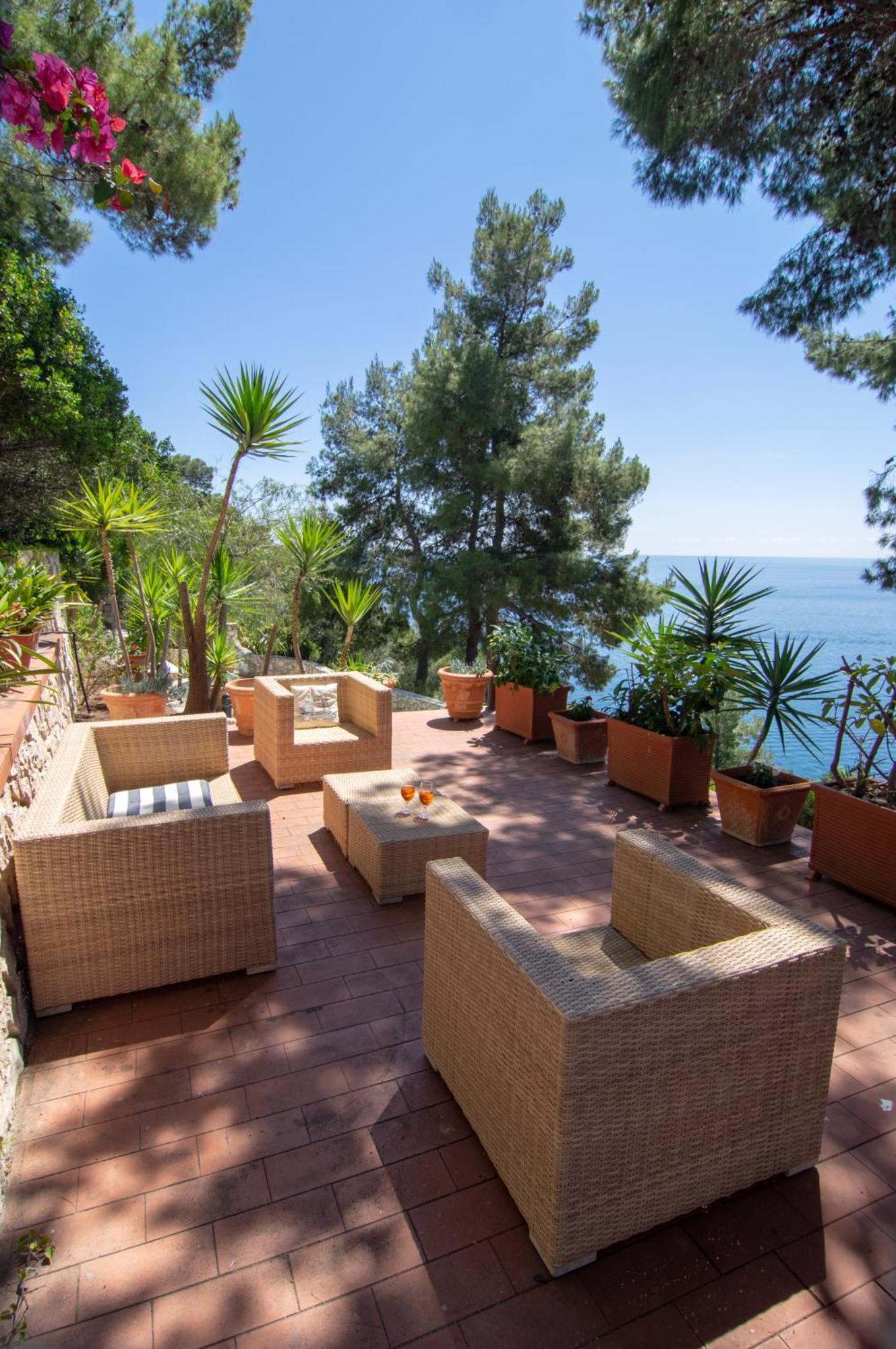 Villa Nsm Carlotta & Guarda Che Mare Con Piscine Vista Mare *